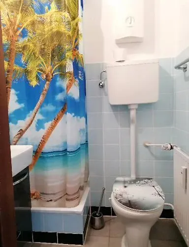 Crisand 2 Bergen Apartmán *